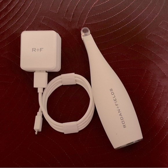 Rodan + Fields Pore Cleansing MD, Pore Cleansing And Blackhead Removal - Picture 1 of 1